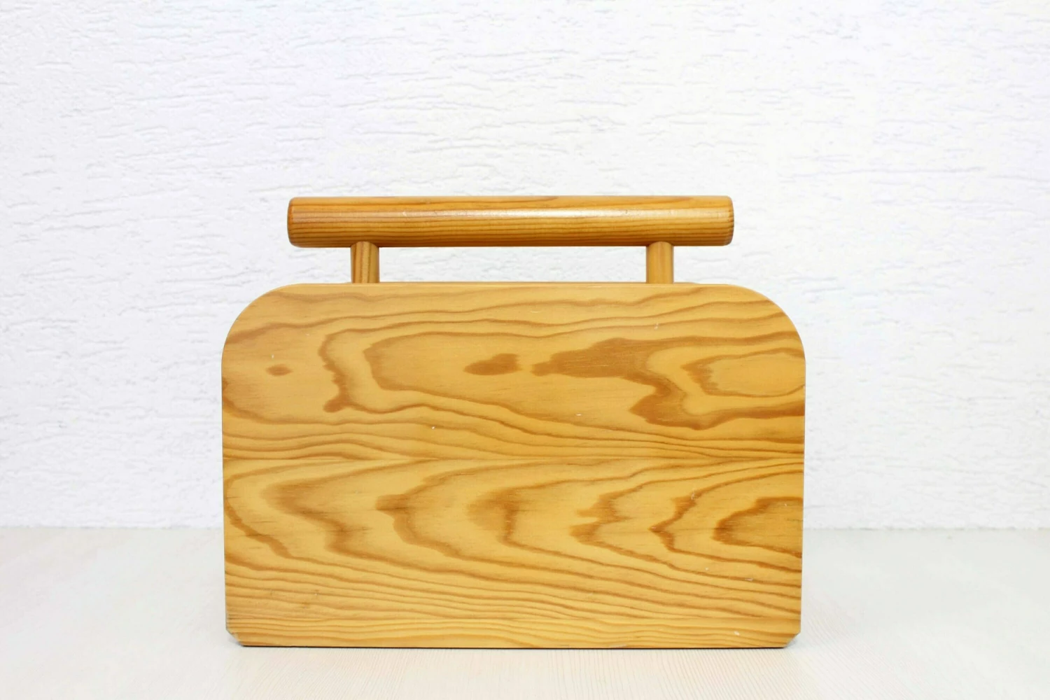 Unknown Magazine Rack In Solid Pine From The 80s 3 Unknown Magazine Rack In Solid Pine From The 80s - Image 3