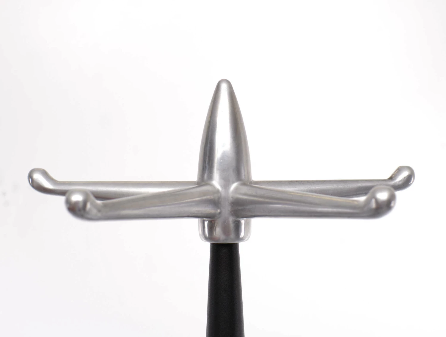 Magis Wiking Coat Stand In Black By Toshiyuki Kita, Italy, 1990s 7 Magis Wiking Coat Stand In Black By Toshiyuki Kita, Italy, 1990s - Image 7