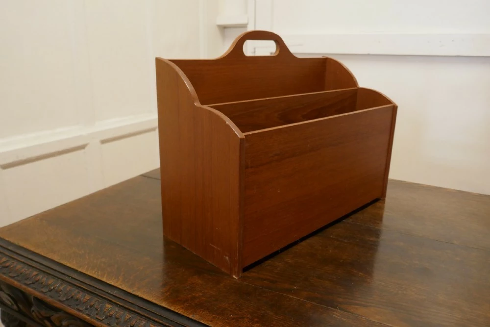 Unknown Mid Century Magazine Stand, Mid 20th Century 3 Unknown Mid Century Magazine Stand, Mid 20th Century - Image 3