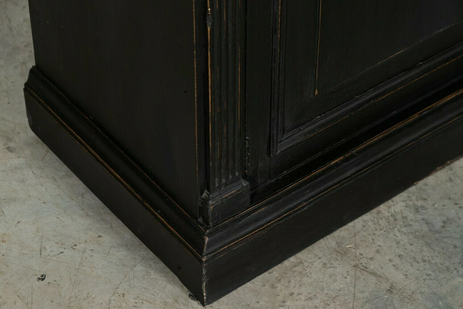 Unknown Monumental English Ebonised Oak Breakfront Bookcase 12 Unknown Monumental English Ebonised Oak Breakfront Bookcase - Image 12