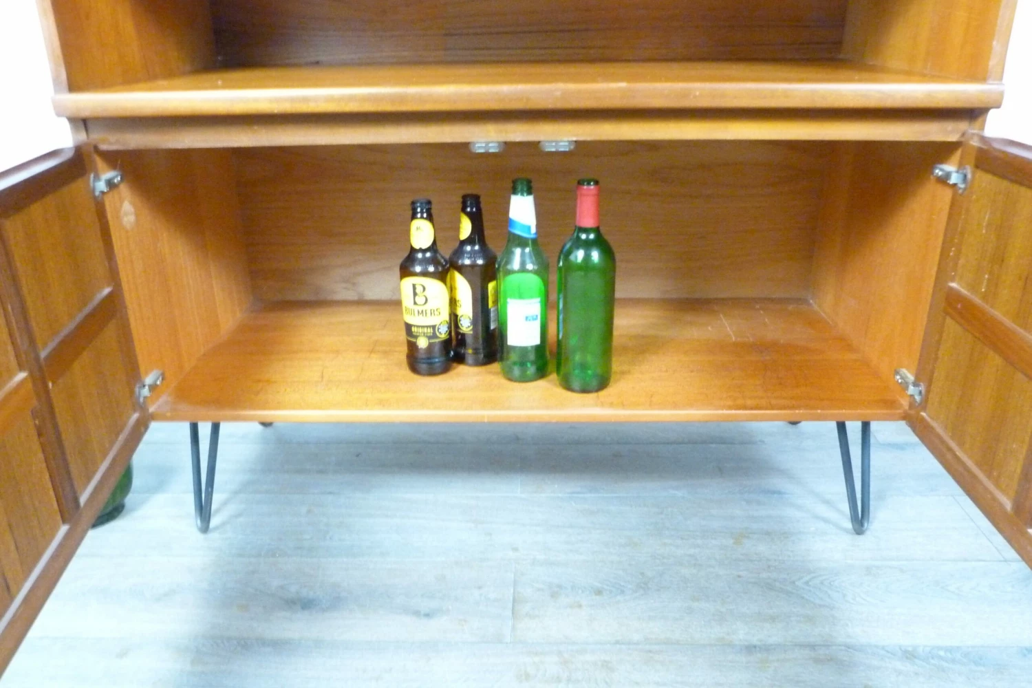 Nathan Teak Cupboard Tv Stand On Hairpin Legs 11 Nathan Teak Cupboard Tv Stand On Hairpin Legs - Image 11