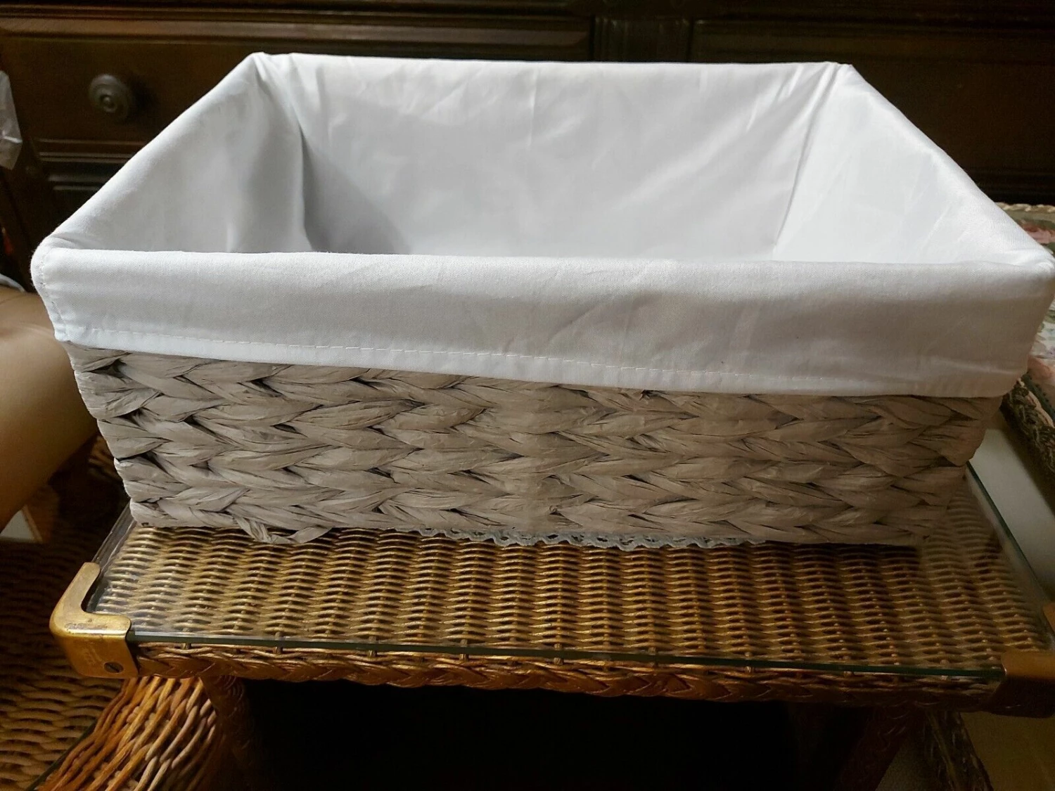 Natural Grey Rafia Rectangular Medium Basket With White Linen Liner & Handles 4 Natural Grey Rafia Rectangular Medium Basket With White Linen Liner & Handles - Image 4