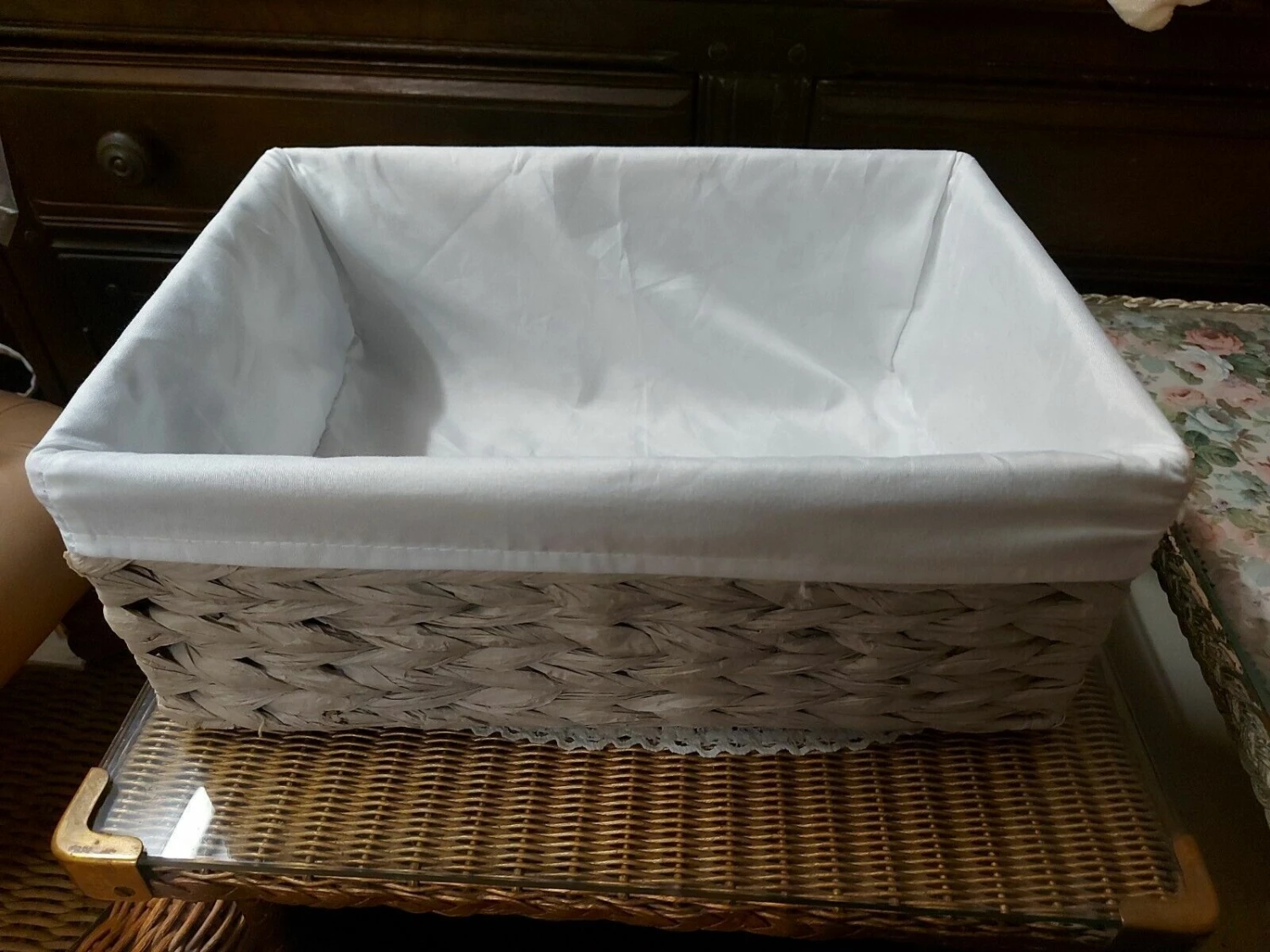 Natural Grey Rafia Rectangular Medium Basket With White Linen Liner & Handles 10 Natural Grey Rafia Rectangular Medium Basket With White Linen Liner & Handles - Image 10