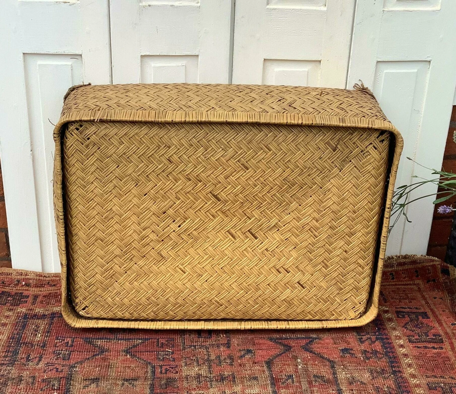 Unknown No4 Japanese Clamshell Basket, 1940s 3 Unknown No4 Japanese Clamshell Basket, 1940s - Image 3