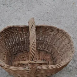 Old Handwoven Wicker Basket, 1950s -Storage Furniture Sales 2024 old handwoven wicker basket 1950s 0 1
