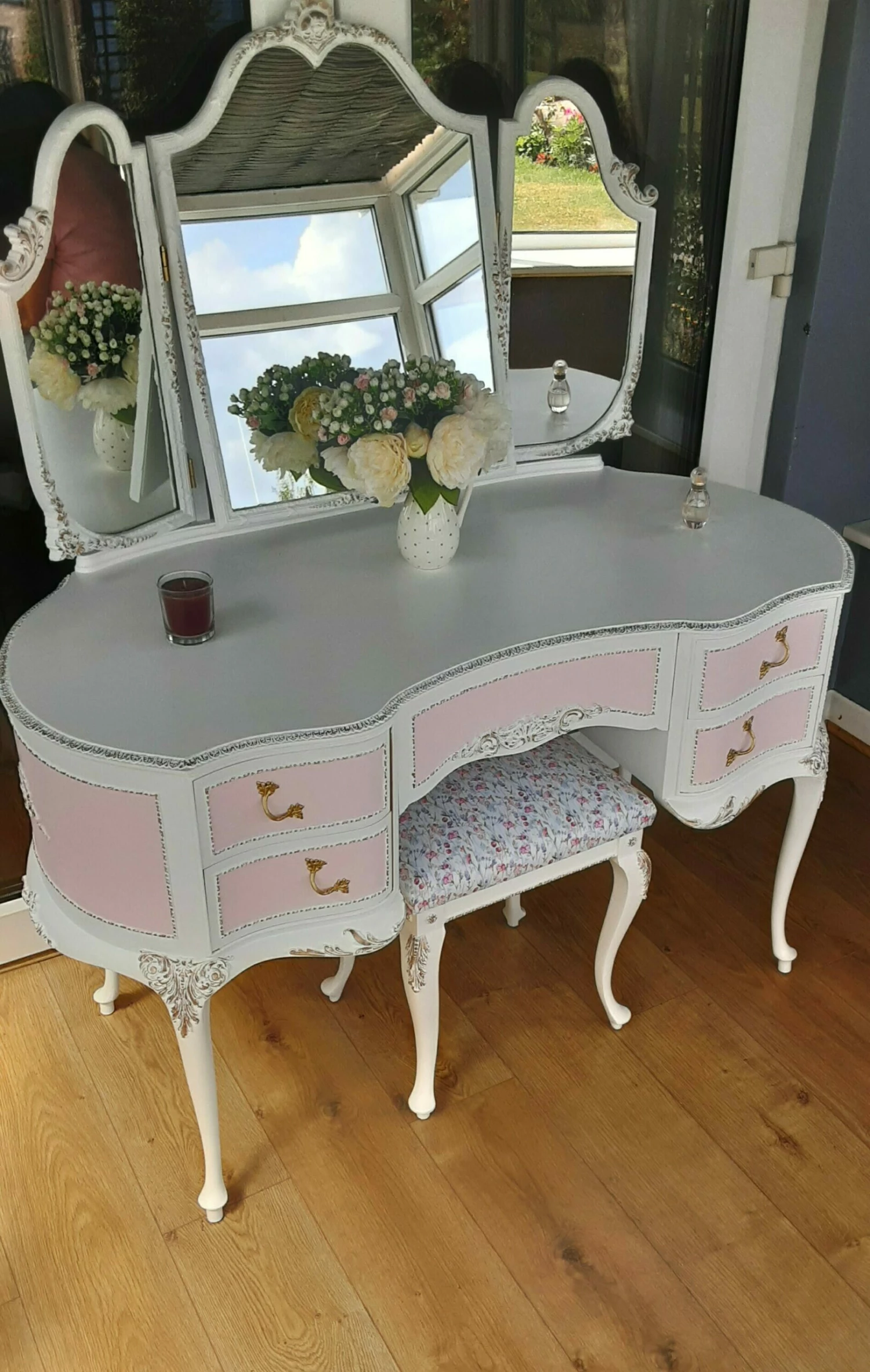 Olympus Louis Style Dressing Table Set. 5 Olympus Louis Style Dressing Table Set. - Image 5