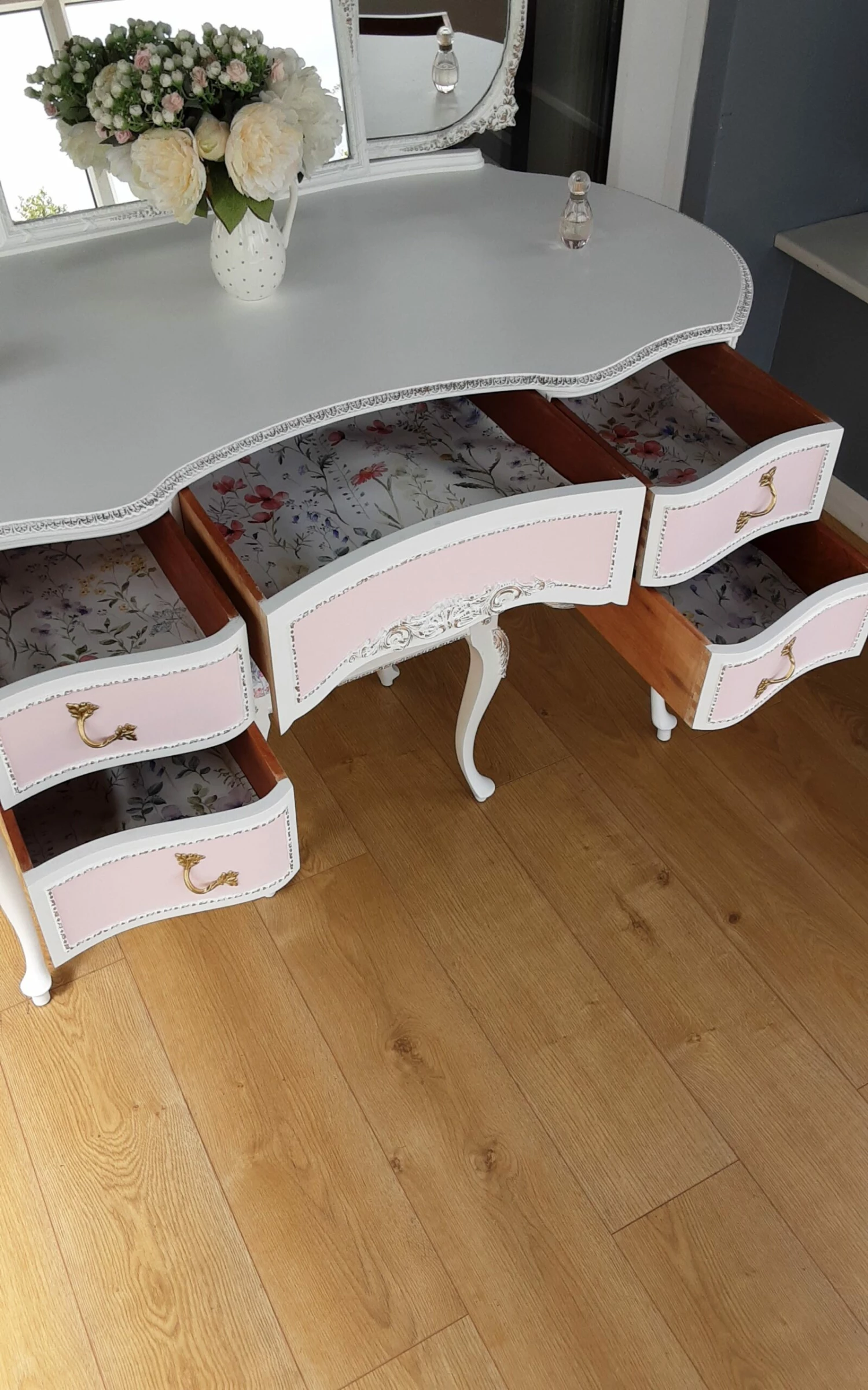 Olympus Louis Style Dressing Table Set. 10 Olympus Louis Style Dressing Table Set. - Image 10