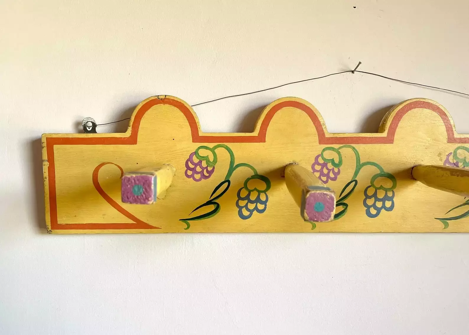 Unknown Painted Pine Coat Rack Hooks, Bloomsbury Style 2 Unknown Painted Pine Coat Rack Hooks, Bloomsbury Style - Image 2