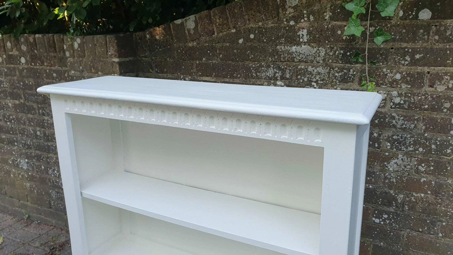 Unknown Pair Of Versatile Vintage Painted Bookcase Shelves Cupboard Storage Unit Farrow And Ball Wimborne White 2 Unknown Pair Of Versatile Vintage Painted Bookcase Shelves Cupboard Storage Unit Farrow And Ball Wimborne White - Image 2