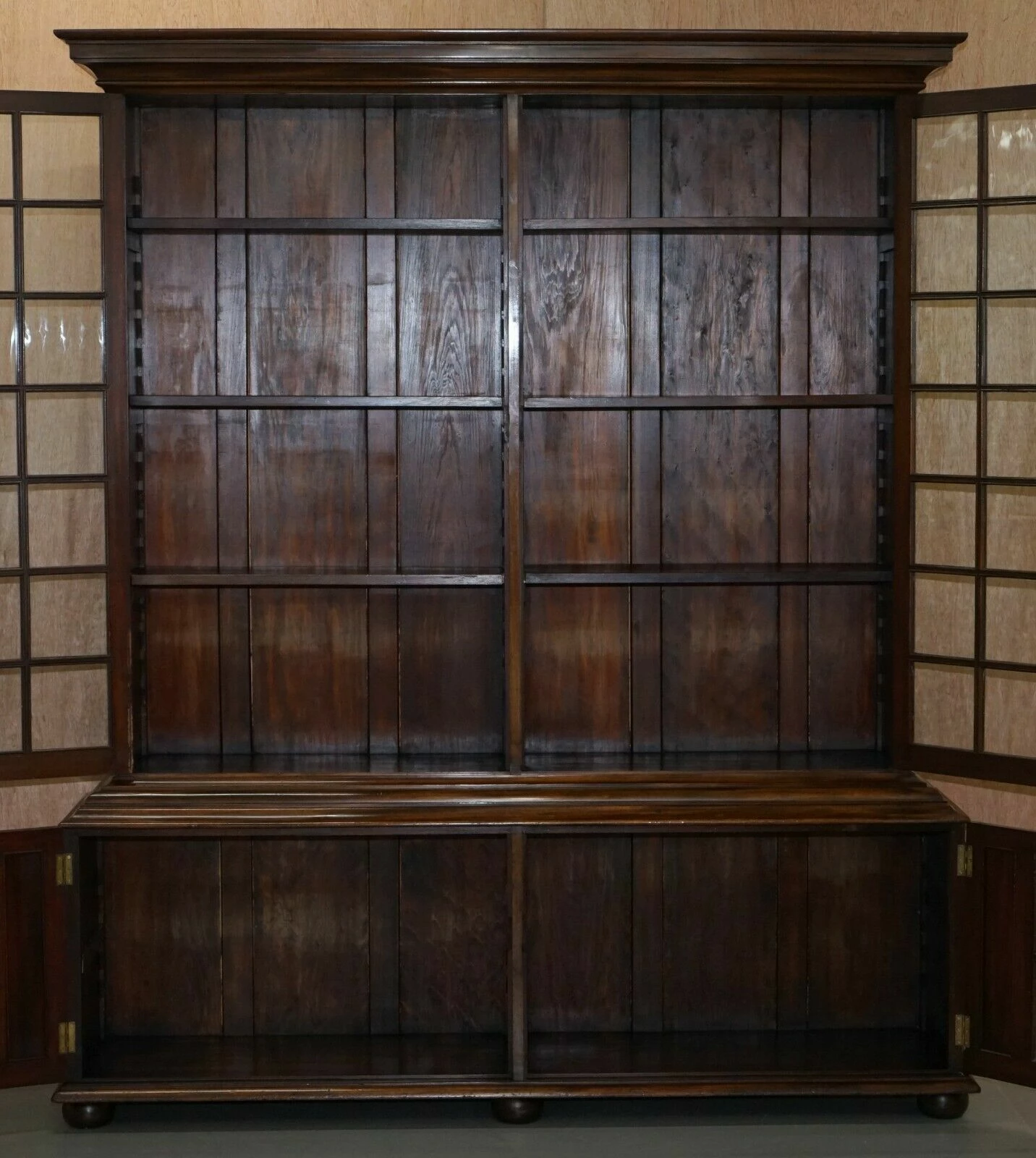 Pair Of Very Important Samuel Pepys 1666 Large Library Bookcases After Original 6 Pair Of Very Important Samuel Pepys 1666 Large Library Bookcases After Original - Image 6