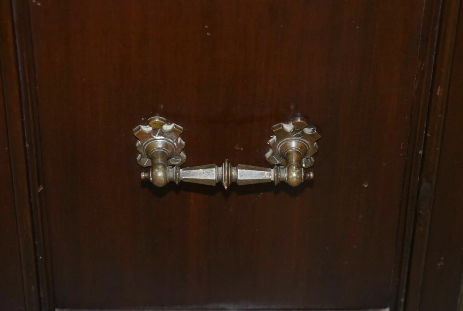 Pair Of Very Important Samuel Pepys 1666 Large Library Bookcases After Original 9 Pair Of Very Important Samuel Pepys 1666 Large Library Bookcases After Original - Image 9