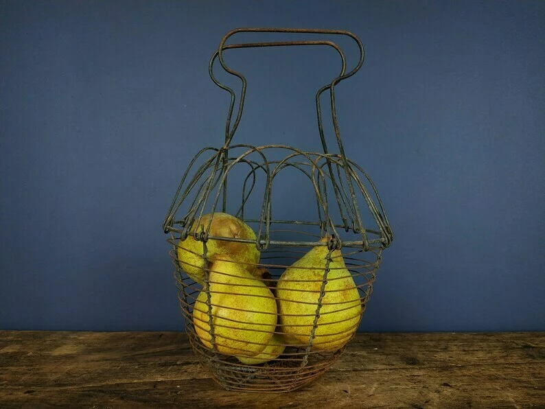 Primitive French Wire Basket, Rustic Egg Basket, 1930s French Salad Basket, Vintage Handled Basket, Vintage Market Basket,Egg Basket 5 Primitive French Wire Basket, Rustic Egg Basket, 1930s French Salad Basket, Vintage Handled Basket, Vintage Market Basket,Egg Basket - Image 5