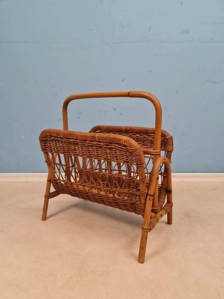 Unknown Rattan Vintage Magazine Rack, 1960s 1 Unknown Rattan Vintage Magazine Rack, 1960s