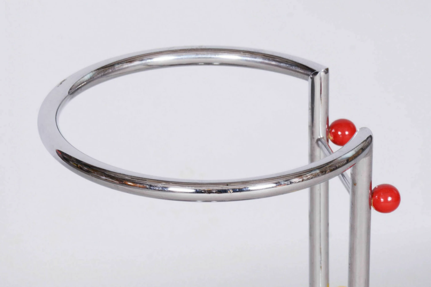 Restored Bauhaus Umbrella Stand, Chrome Plated Steel, Germany, 1950s 4 Restored Bauhaus Umbrella Stand, Chrome Plated Steel, Germany, 1950s - Image 4