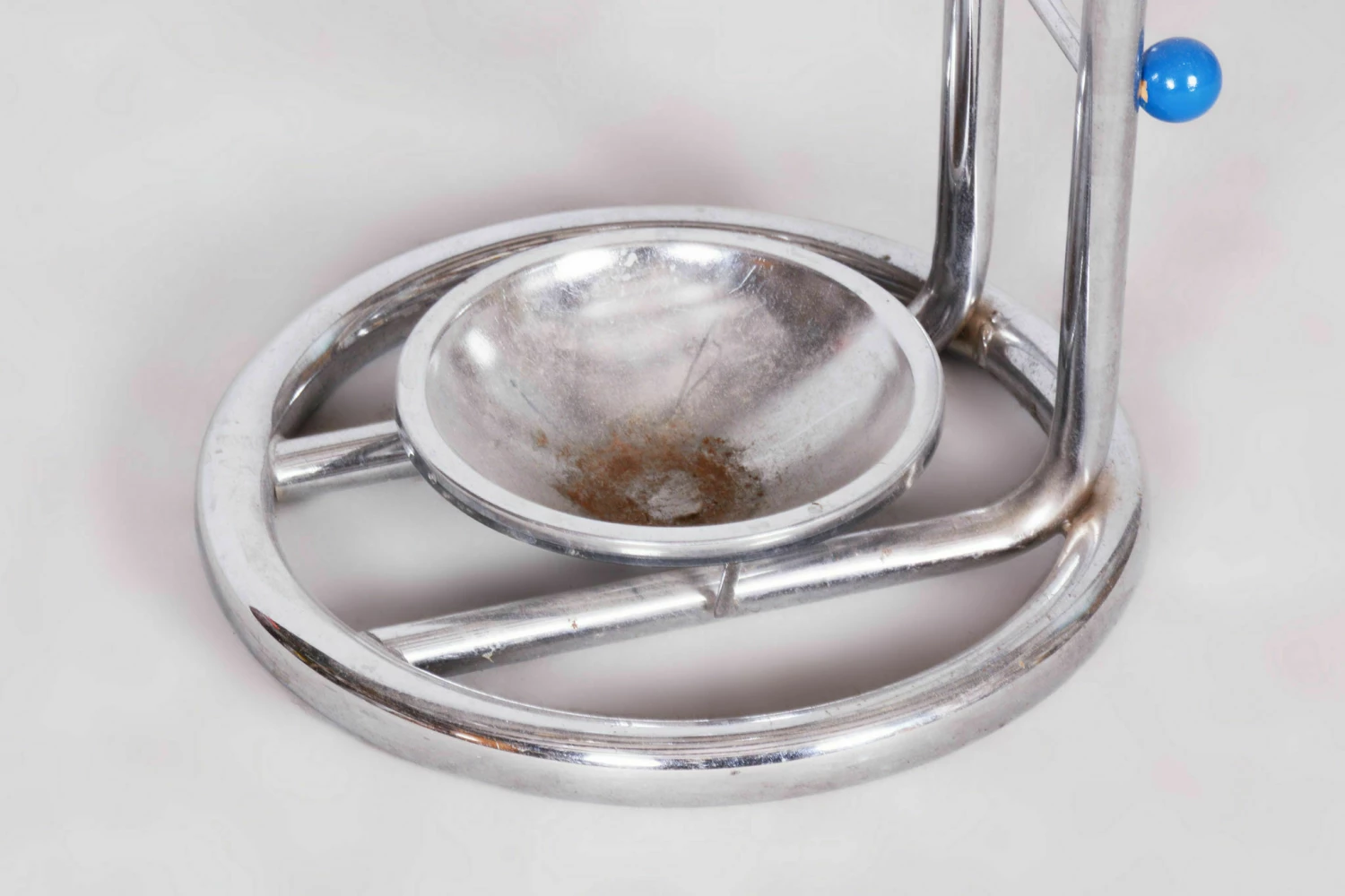 Restored Bauhaus Umbrella Stand, Chrome Plated Steel, Germany, 1950s 7 Restored Bauhaus Umbrella Stand, Chrome Plated Steel, Germany, 1950s - Image 7