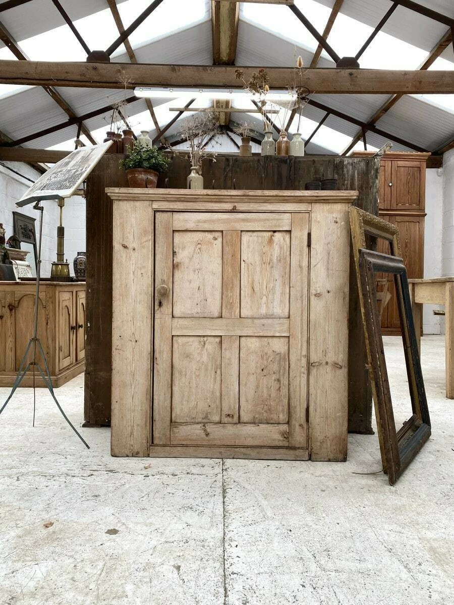 Unknown Scottish Pine Cupboard, 1800s, Antique 1 Unknown Scottish Pine Cupboard, 1800s, Antique