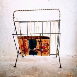 Scoubidou Vintage Magazine Holders