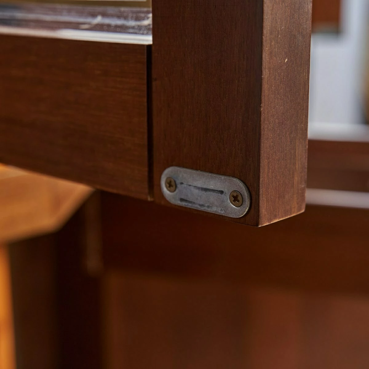 Unknown Showcase Sideboard 3 Unknown Showcase Sideboard - Image 3