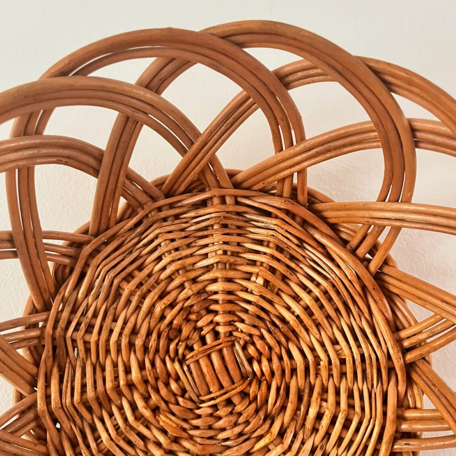 Small Vintage Wicker Basket, Vintage Woven Basket, Round Vintage Basket 5 Small Vintage Wicker Basket, Vintage Woven Basket, Round Vintage Basket - Image 5