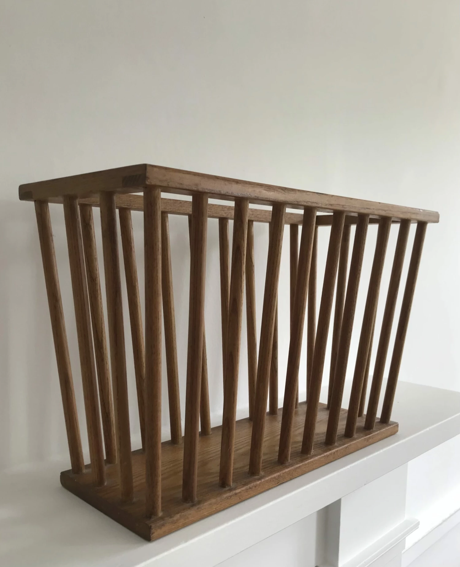 Unique Mid Century Magazine Rack With An Architectural Form 5 Unique Mid Century Magazine Rack With An Architectural Form - Image 5