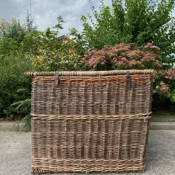 Large Vintage Wicker Mill Post Basket With Lid