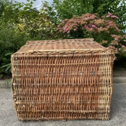 Large Vintage Wicker Mill Post Basket With Lid -Storage Furniture Sales 2024 unprocessed IMG 0084.jpeg 0 scaled