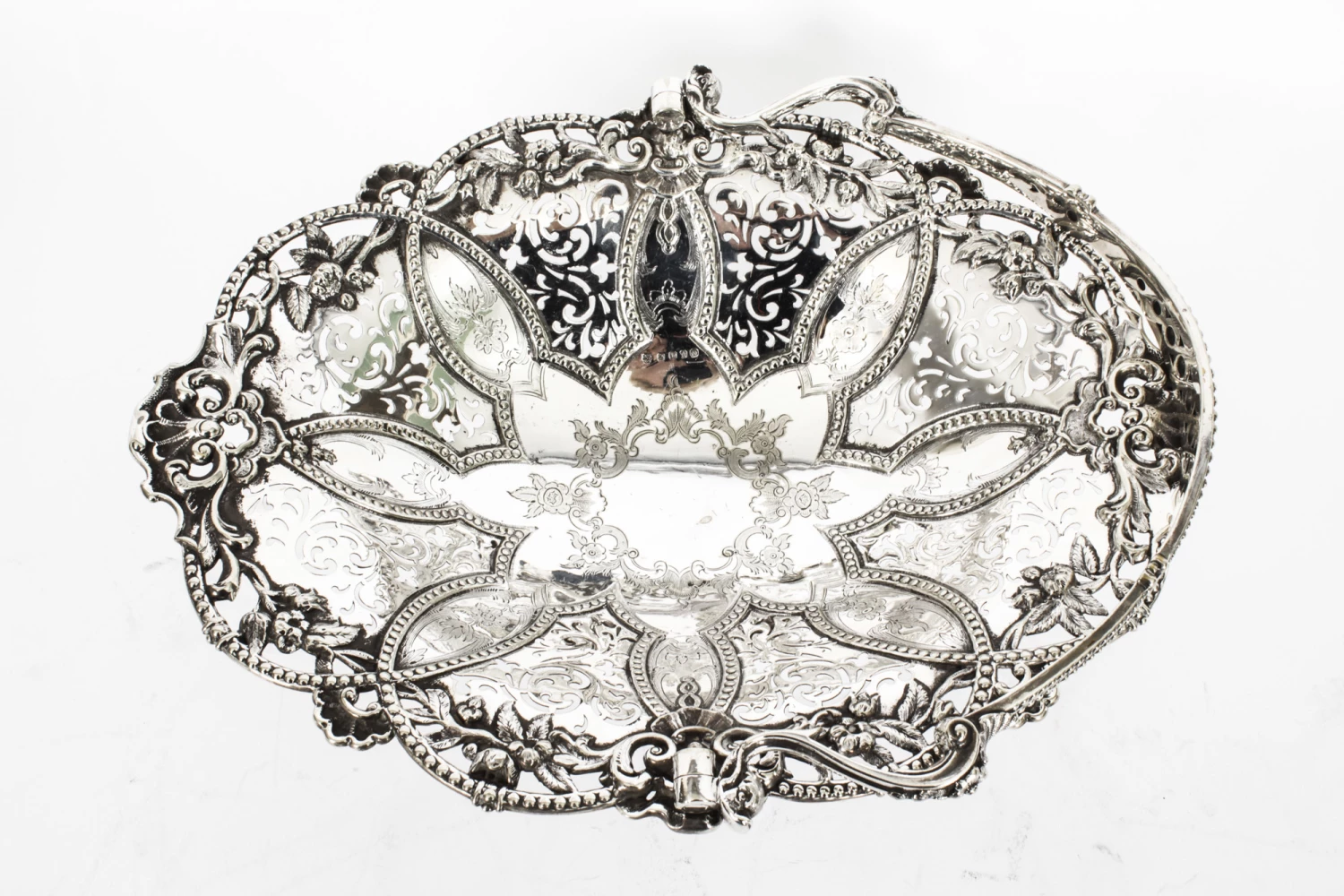 Victorian Silver Plated Fruit Basket Martin Hall C.1860 11 Victorian Silver Plated Fruit Basket Martin Hall C.1860 - Image 11