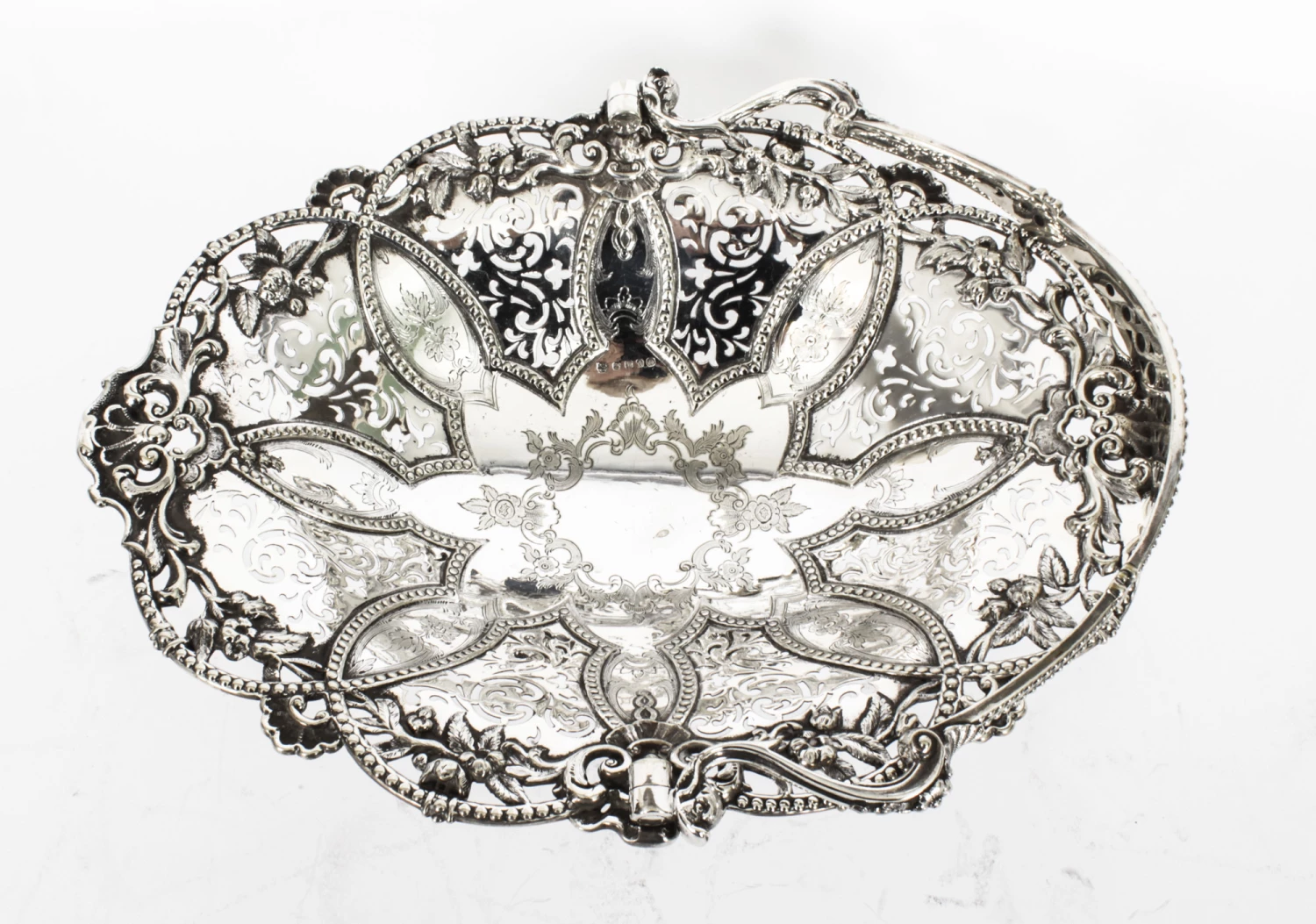 Victorian Silver Plated Fruit Basket Martin Hall C.1860 13 Victorian Silver Plated Fruit Basket Martin Hall C.1860 - Image 13
