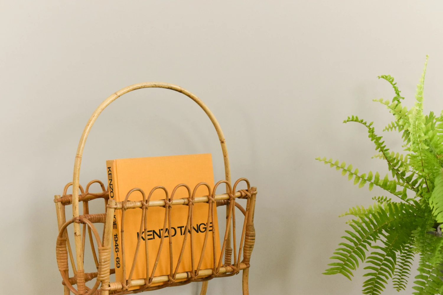 Vintage Bamboo Magazine Rack, 1970s 1 Vintage Bamboo Magazine Rack, 1970s