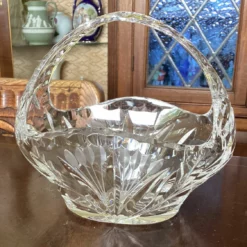 Unknown Vintage Beautiful Edinburgh? Crystal Cut Glass Posy Basket. Has Small Chip.
