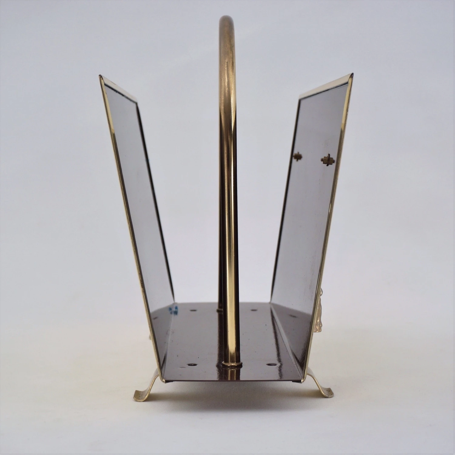 Vintage Brass Magazine Rack Decorated With A Neoclassical Theme, 1940`s Ca, By `Peerage Brass` Of England 7 Vintage Brass Magazine Rack Decorated With A Neoclassical Theme, 1940`s Ca, By `Peerage Brass` Of England - Image 7
