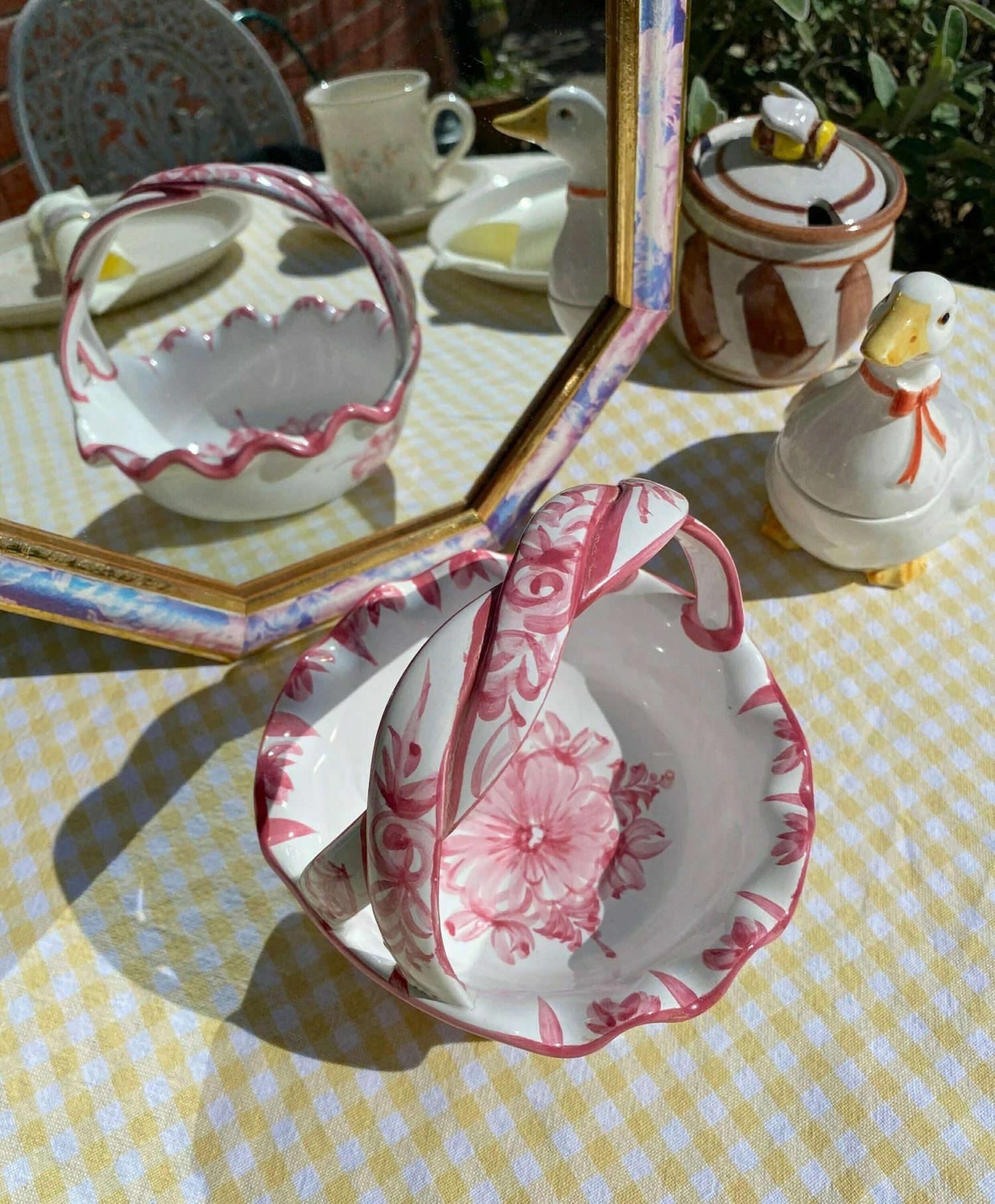 Unknown Vintage Ceramic Decorative Basket | White & Pink Floral Design | - Image 3