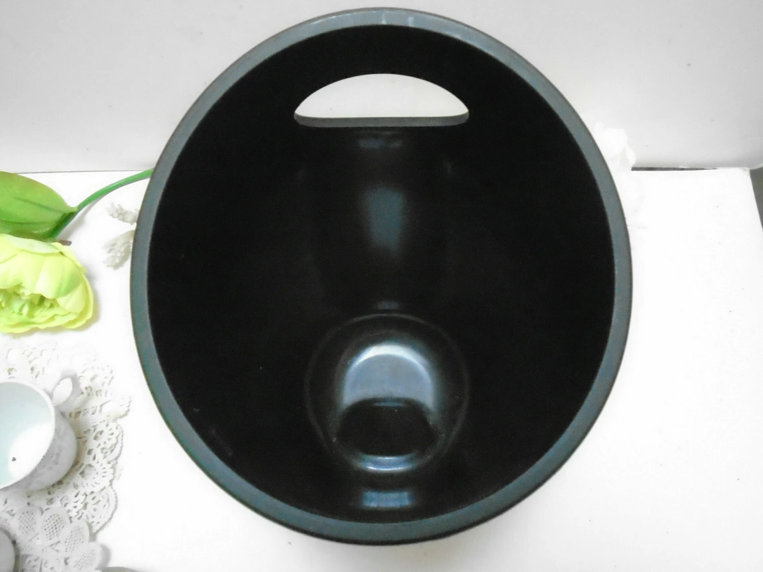 Unknown Vintage French Champagne Bucket By Ludovic Dumont, France, Matt Black Acrylic Wine Cooler 5 Unknown Vintage French Champagne Bucket By Ludovic Dumont, France, Matt Black Acrylic Wine Cooler - Image 5