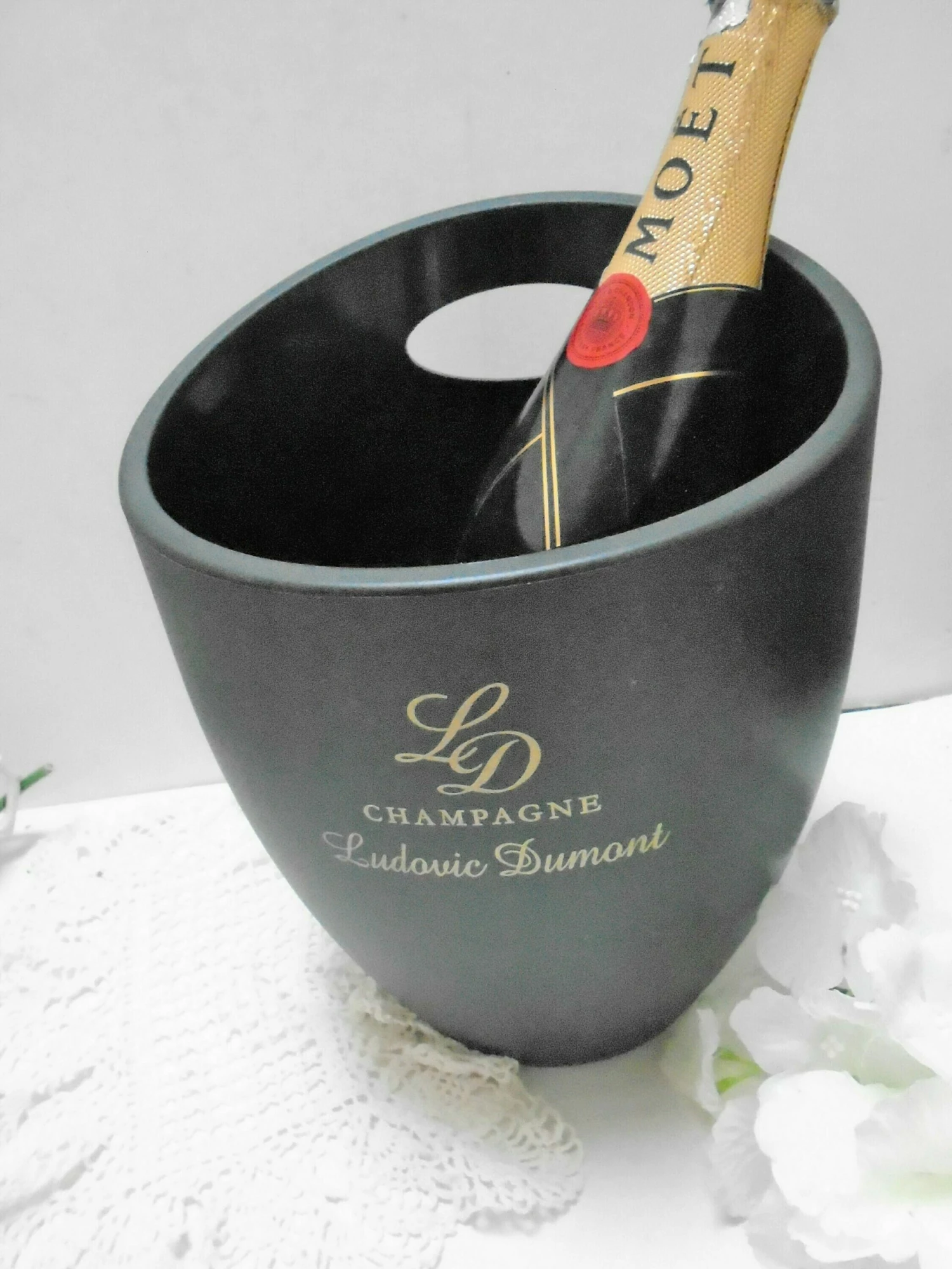 Unknown Vintage French Champagne Bucket By Ludovic Dumont, France, Matt Black Acrylic Wine Cooler 9 Unknown Vintage French Champagne Bucket By Ludovic Dumont, France, Matt Black Acrylic Wine Cooler - Image 9