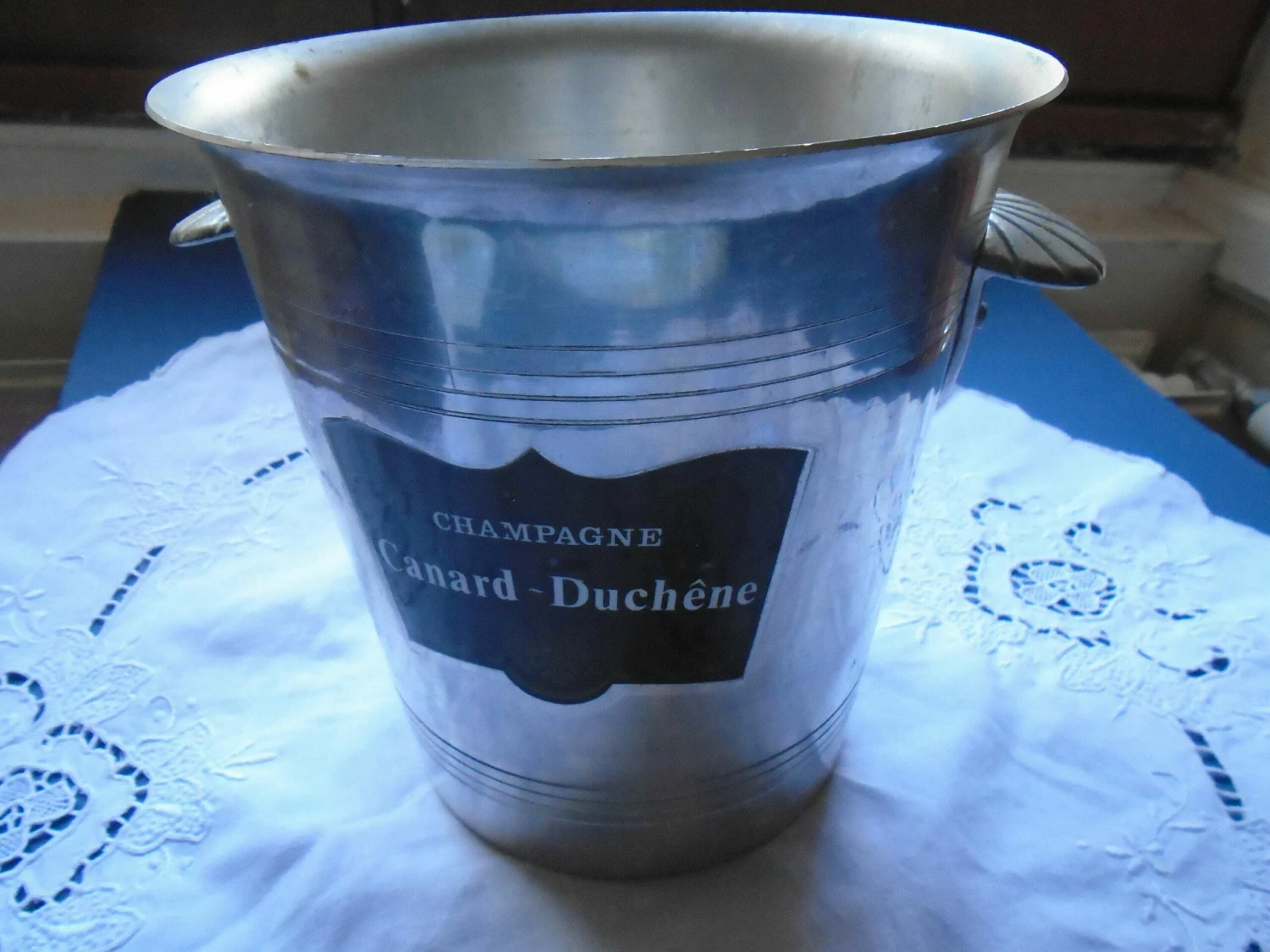 Unknown Vintage French Champagne Bucket / Cooler, Polished Aluminum, Canard Duchene Wine Cooler 5 Unknown Vintage French Champagne Bucket / Cooler, Polished Aluminum, Canard Duchene Wine Cooler - Image 5