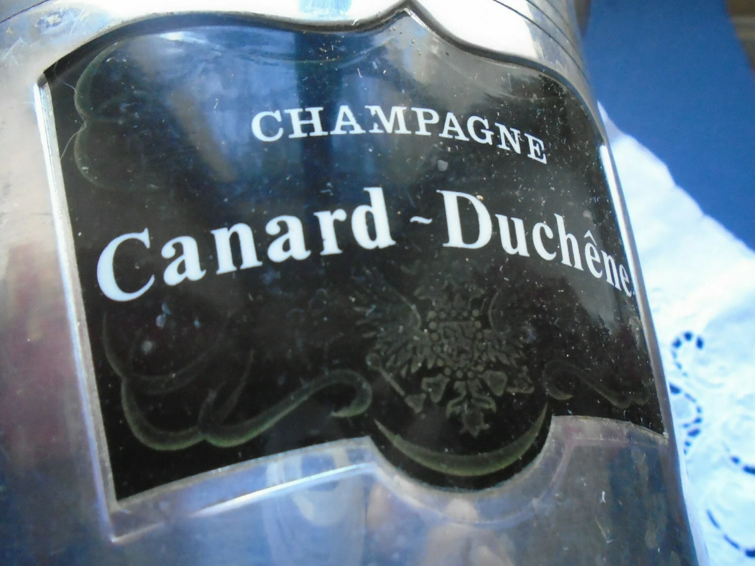 Unknown Vintage French Champagne Bucket / Cooler, Polished Aluminum, Canard Duchene Wine Cooler 6 Unknown Vintage French Champagne Bucket / Cooler, Polished Aluminum, Canard Duchene Wine Cooler - Image 6