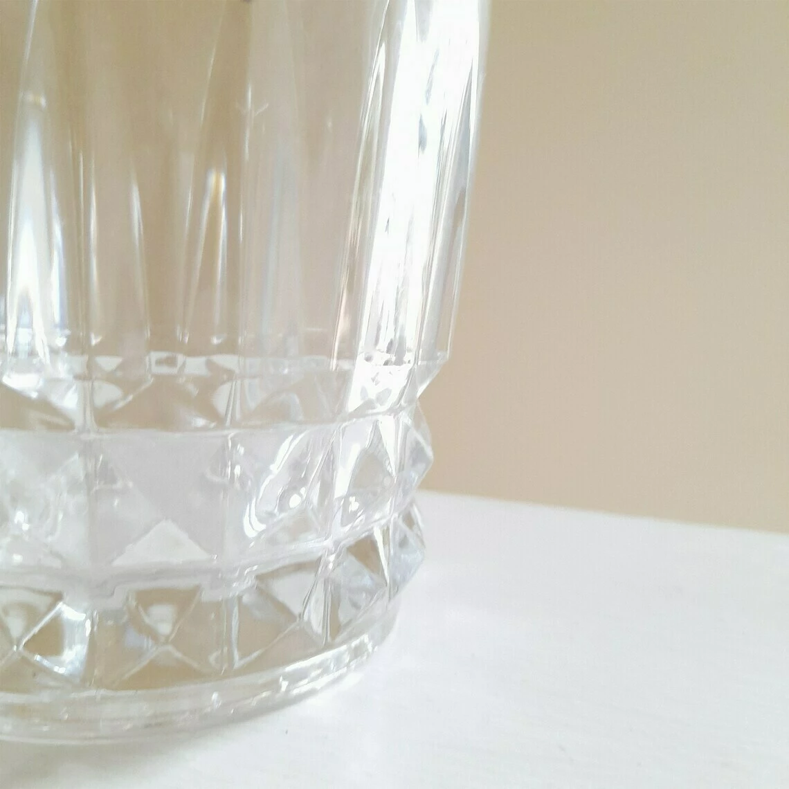 Vintage French Lead Crystal Glass Ice Bucket (24% Pbo) Cristal D'arques Villandry By Durand Mid Century Cut Glass Barware Original Box 8 Vintage French Lead Crystal Glass Ice Bucket (24% Pbo) Cristal D'arques Villandry By Durand Mid Century Cut Glass Barware Original Box - Image 8