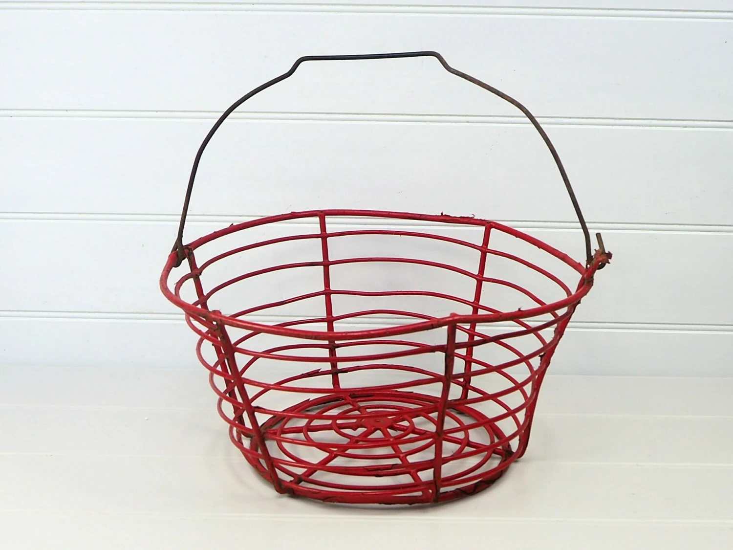 Unknown Vintage French Round Red Wire Egg Garden Potato Fruit Or Vegetable Basket With Handle 4 Unknown Vintage French Round Red Wire Egg Garden Potato Fruit Or Vegetable Basket With Handle - Image 4