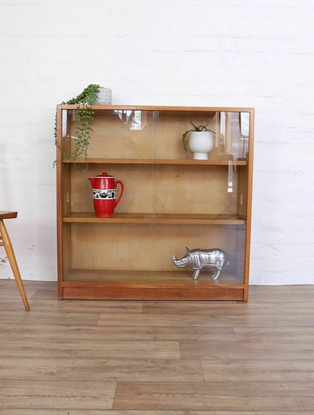 Vintage Light Oak Glazed Display Bookcase Cabinet Mid Century Storage 50s 2 Vintage Light Oak Glazed Display Bookcase Cabinet Mid Century Storage 50s - Image 2