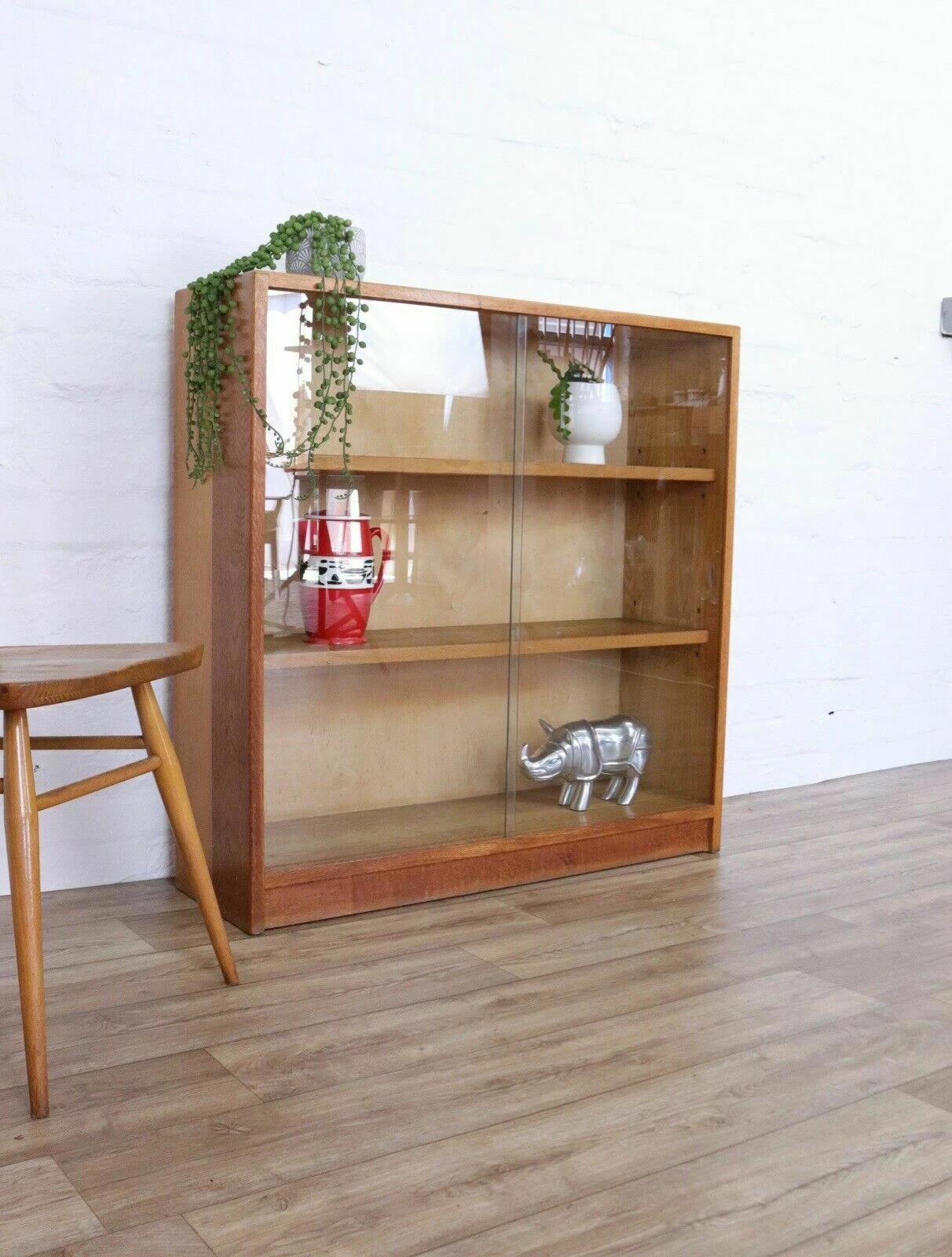 Vintage Light Oak Glazed Display Bookcase Cabinet Mid Century Storage 50s 7 Vintage Light Oak Glazed Display Bookcase Cabinet Mid Century Storage 50s - Image 7