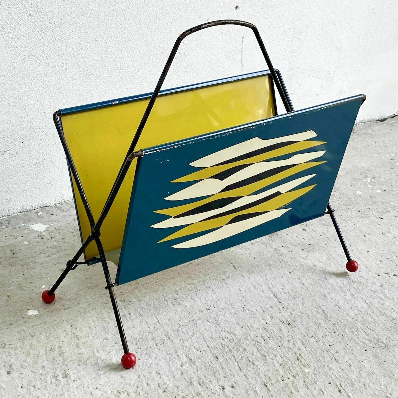 Unknown Vintage Magazine Rack, 1960s 3 Unknown Vintage Magazine Rack, 1960s - Image 3