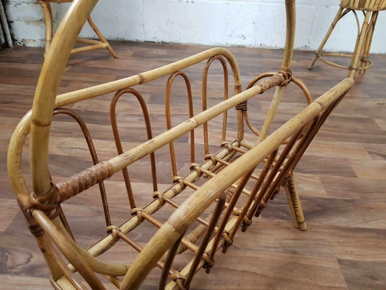 Unknown Vintage Mid Century Bamboo Magazine Rack Retro Tiki Boho Scandi 4 Unknown Vintage Mid Century Bamboo Magazine Rack Retro Tiki Boho Scandi - Image 4