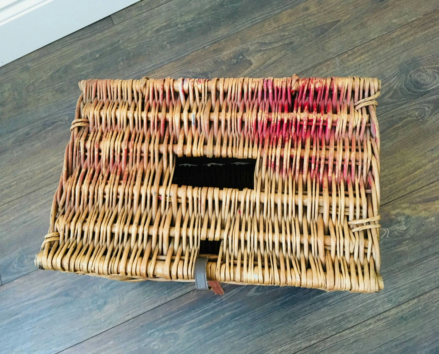 Unknown Vintage Storage Basket, Fishing Basket, Fishing Creel, Picnic Basket. 7 Unknown Vintage Storage Basket, Fishing Basket, Fishing Creel, Picnic Basket. - Image 7