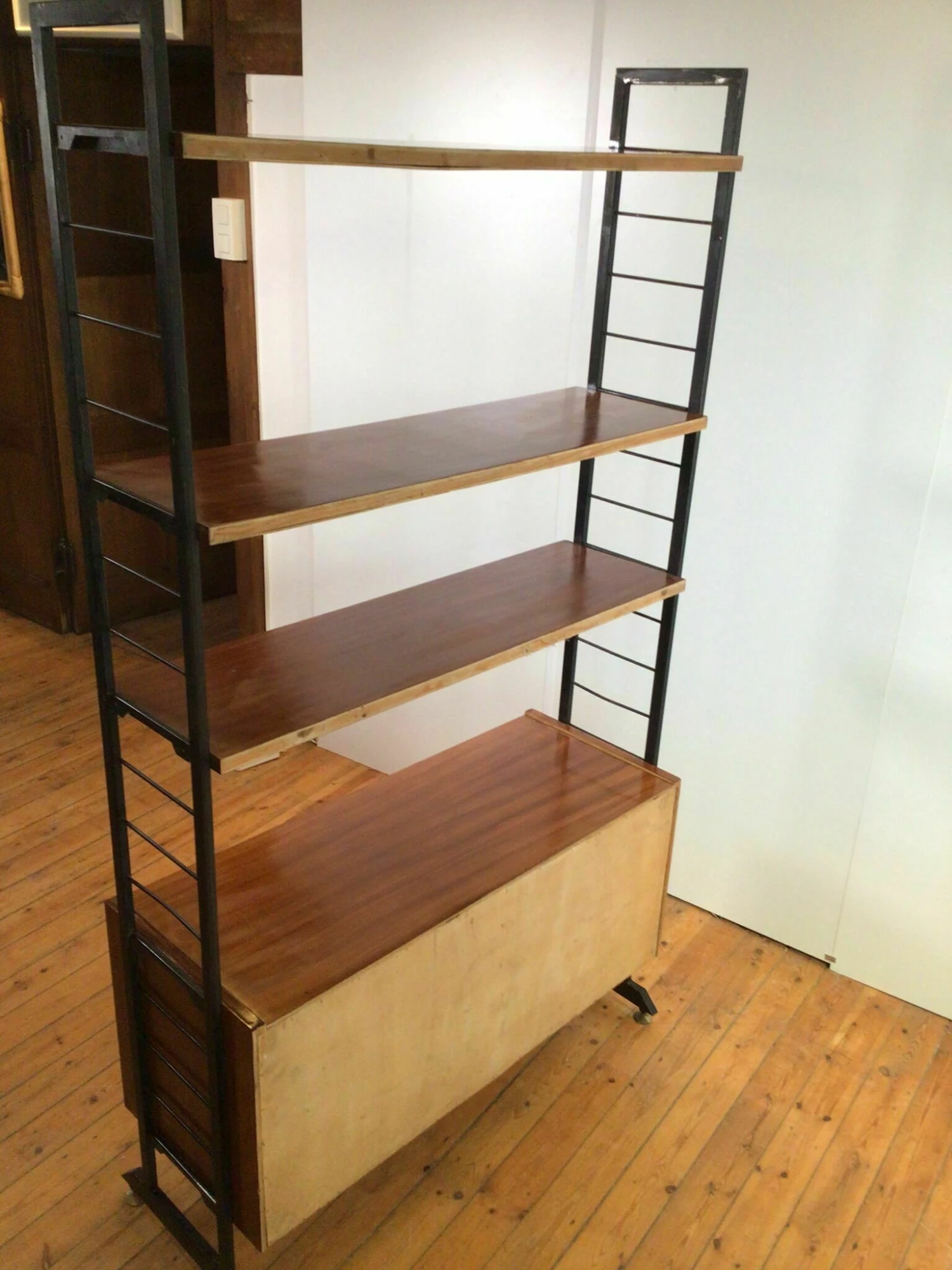 Vintage Storage Rack / Cabinet 17 Vintage Storage Rack / Cabinet - Image 17