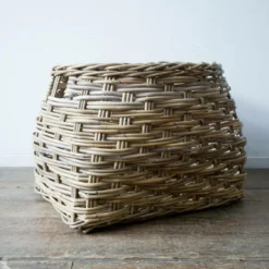 Unknown Wicker Basket, 1990s, Vintage 12 Unknown Wicker Basket, 1990s, Vintage -Storage Furniture Sales 2024 wicker basket 1990s vintage sku88945309 0 4