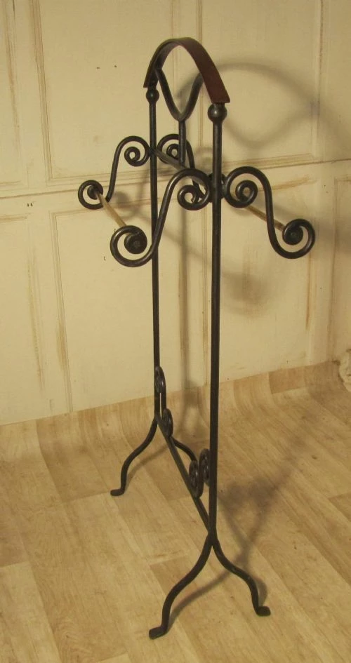 Wrought Iron Towel Rail Or Clothes Airer 3 Wrought Iron Towel Rail Or Clothes Airer - Image 3